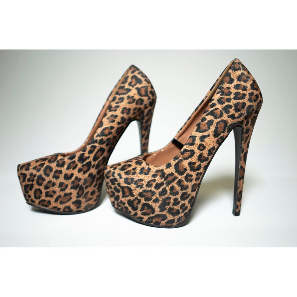 HIGH HEELS ANIMAL PRINT